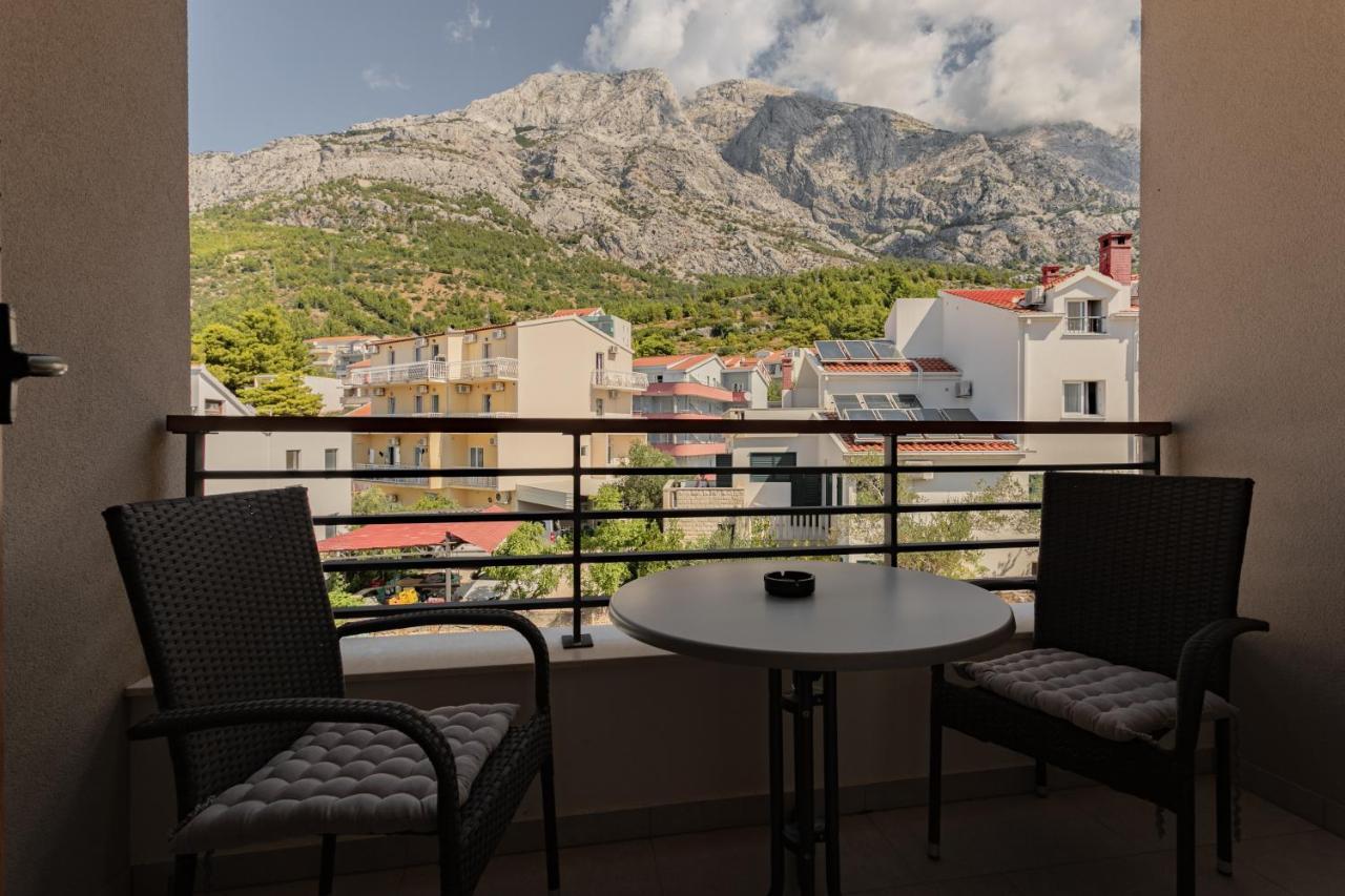 Apartmani Benzon Башка-Вода Экстерьер фото